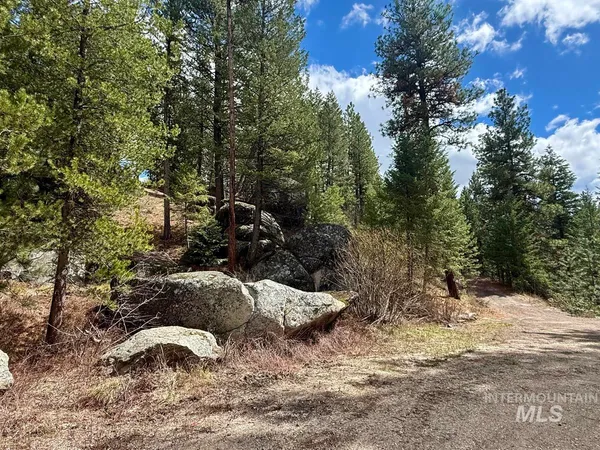 $1,700,000 | 4 Chino Spur, Cascade, ID 83611