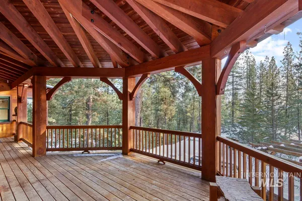 $1,700,000 | 4 Chino Spur, Cascade, ID 83611