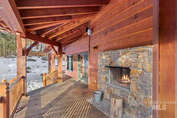 $1,700,000 | 4 Chino Spur, Cascade, ID 83611