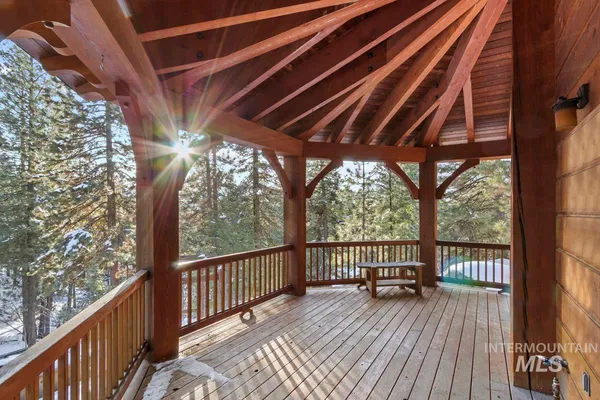 $1,700,000 | 4 Chino Spur, Cascade, ID 83611