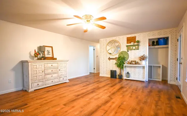 $535,000 | 9621 Meadowbrook Road, Yakima, WA 98903