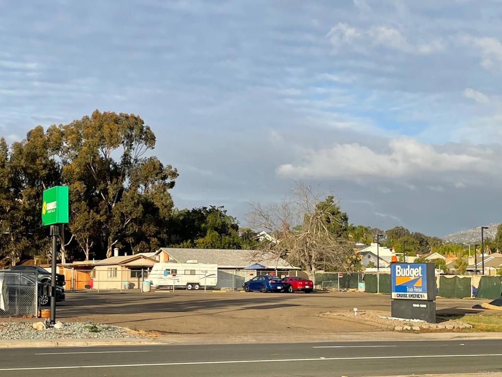 13044 Poway Road Poway, CA 92064 - Photo 3 of 21
