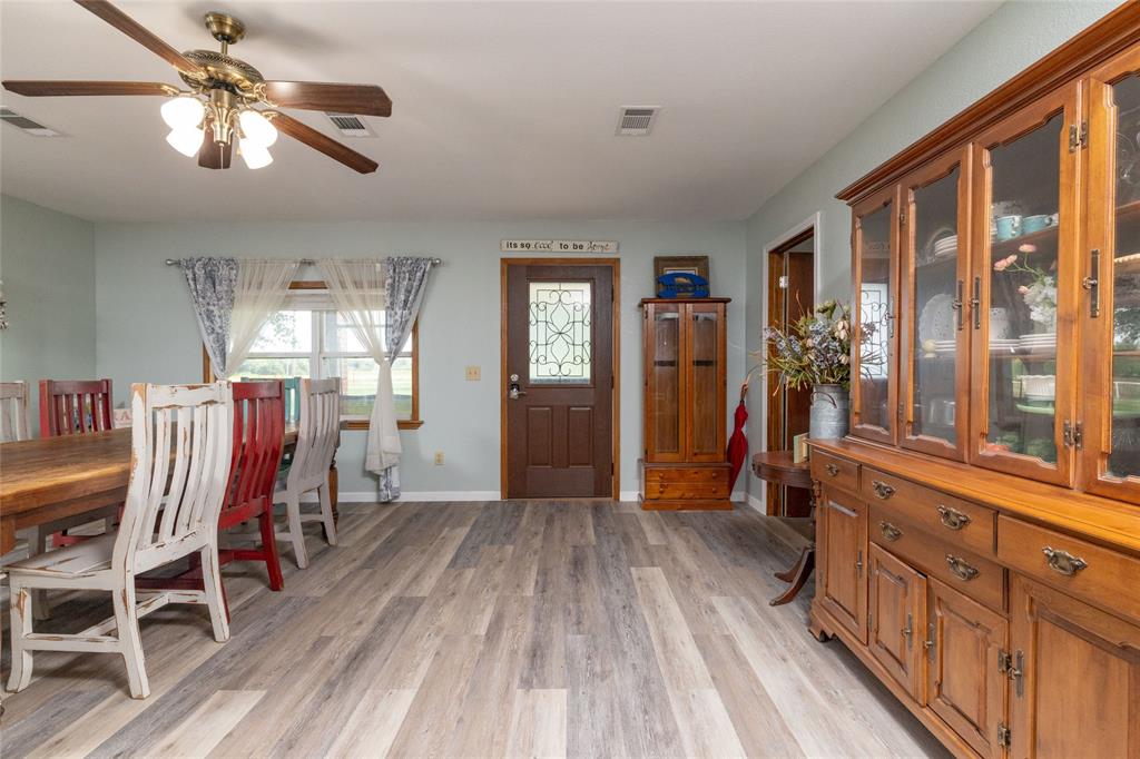 448 County Road 4287 Decatur, TX 76234 - Photo 4 of 40