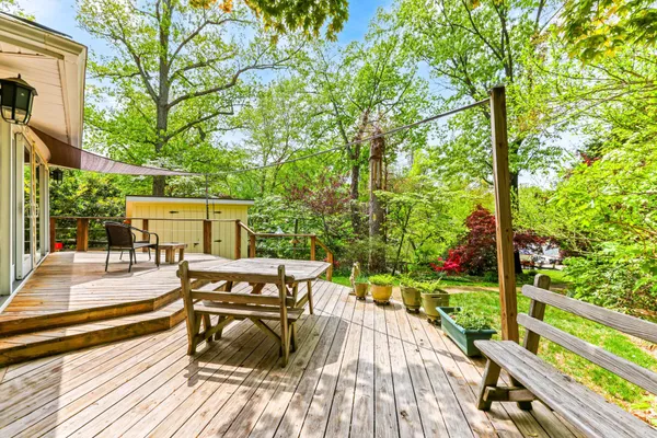 $600,000 | 1786 Chesapeake Place, Pasadena, MD 21122