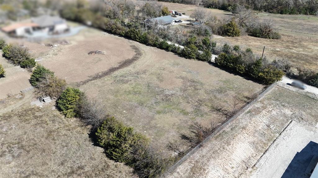 238 Spain Road Van Alstyne, TX 75495 - Photo 9 of 17