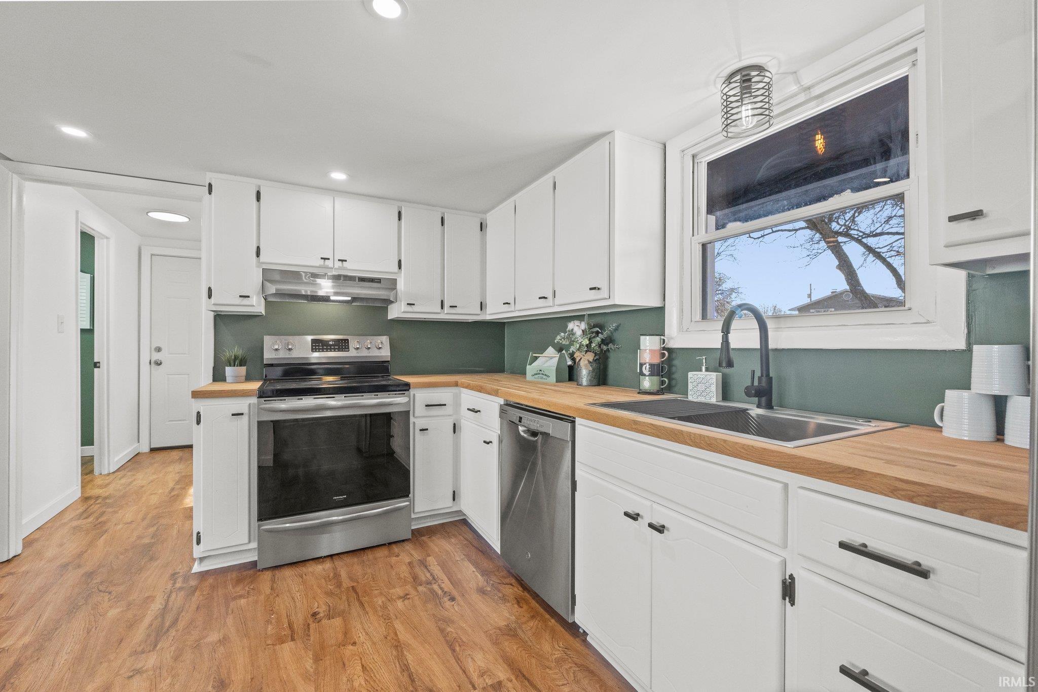 5117 Martinique Road Fort Wayne, IN 46815 - Photo 17 of 34