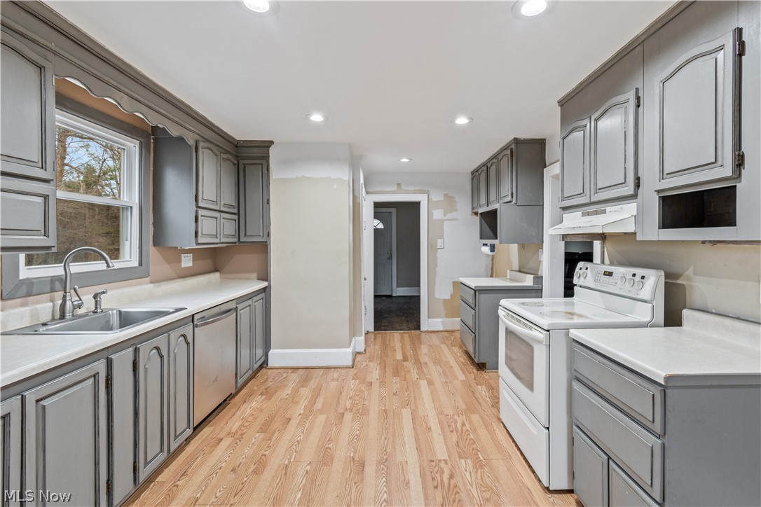 3586 Stimson Road Barberton, OH 44203 - Photo 12 of 31 Gallery Image 12