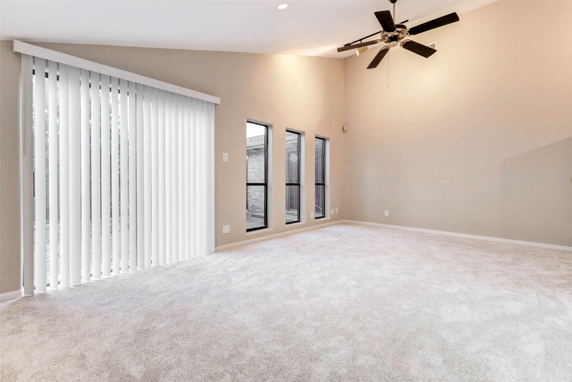 9650 Val Verde Street Houston, TX 77063 - Photo 36 of 50