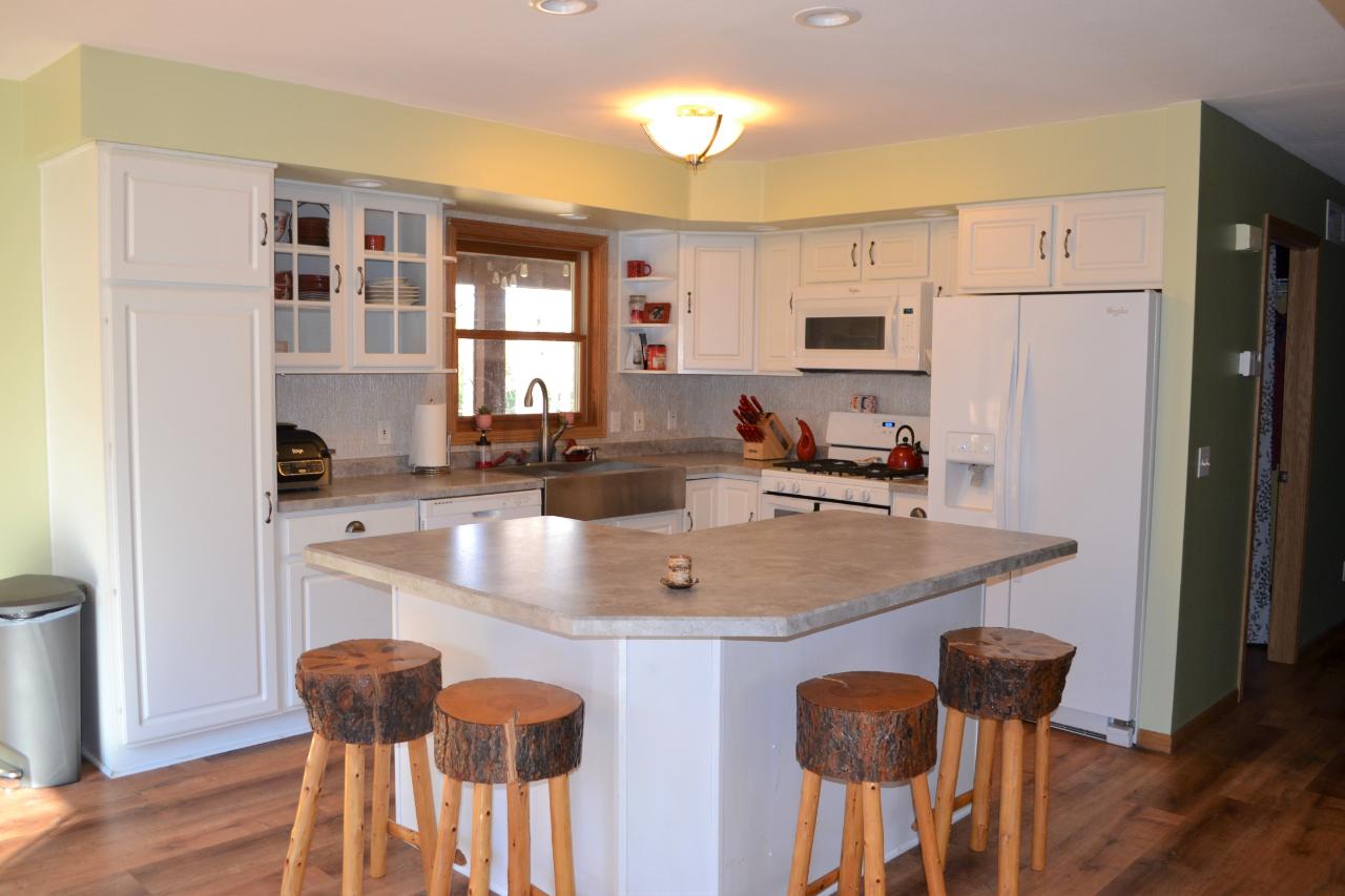 6408 Urban Drive Rhinelander, WI 54501 - Photo 5 of 33 Gallery Image 5