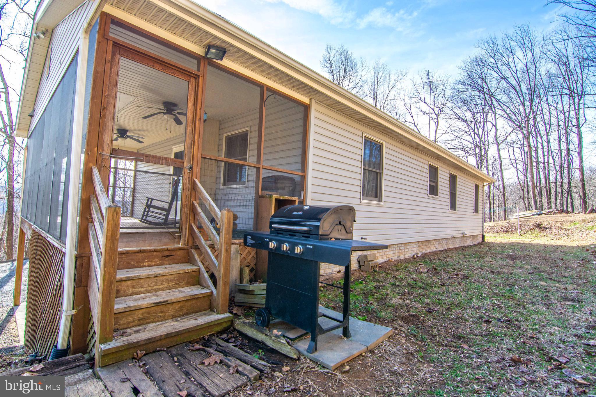 852 Freezeland Road Linden, VA 22642 - Photo 13 of 38 Gallery Image 13