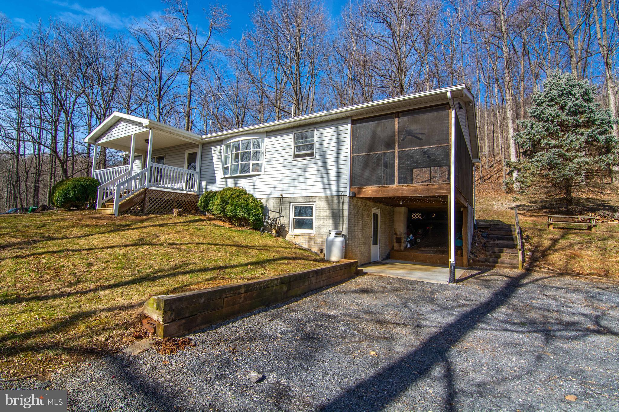 852 Freezeland Road Linden, VA 22642 - Photo 19 of 38 Gallery Image 19