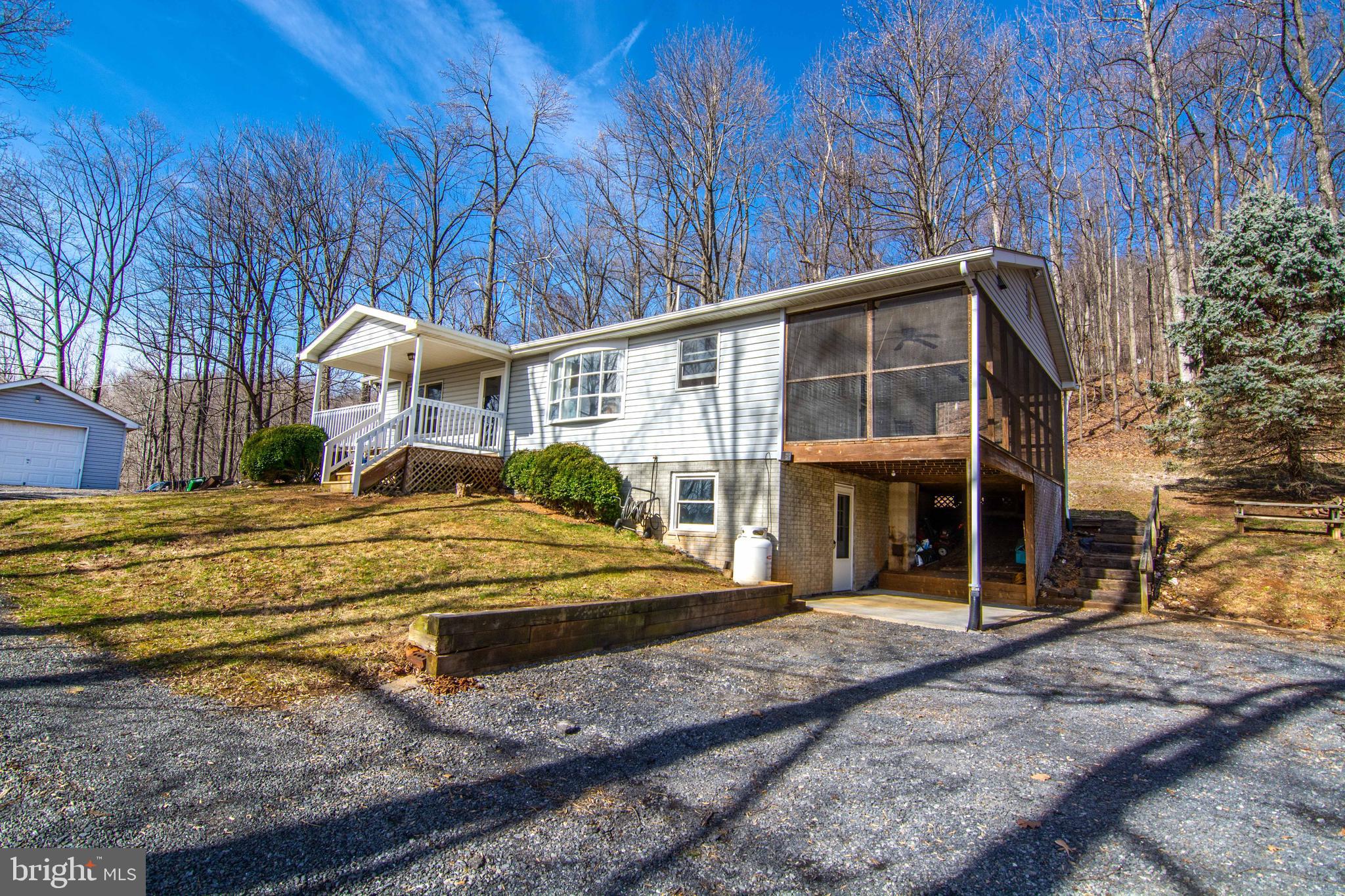 852 Freezeland Road Linden, VA 22642 - Photo 5 of 38 Gallery Image 5
