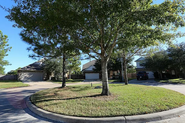 $2,550 | 26102 Bent Meadow Court, Katy, TX 77494