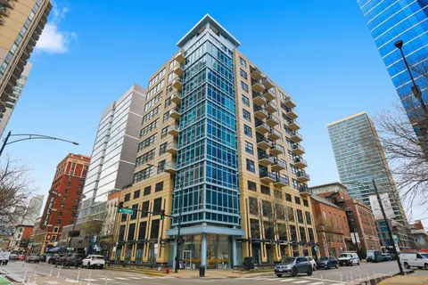 $635,000 | 101 West Superior Street, Unit 904, Chicago, IL 60654