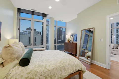 $635,000 | 101 West Superior Street, Unit 904, Chicago, IL 60654