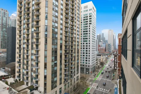 $635,000 | 101 West Superior Street, Unit 904, Chicago, IL 60654