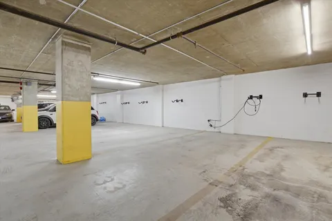 $635,000 | 101 West Superior Street, Unit 904, Chicago, IL 60654