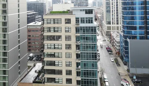 $635,000 | 101 West Superior Street, Unit 904, Chicago, IL 60654