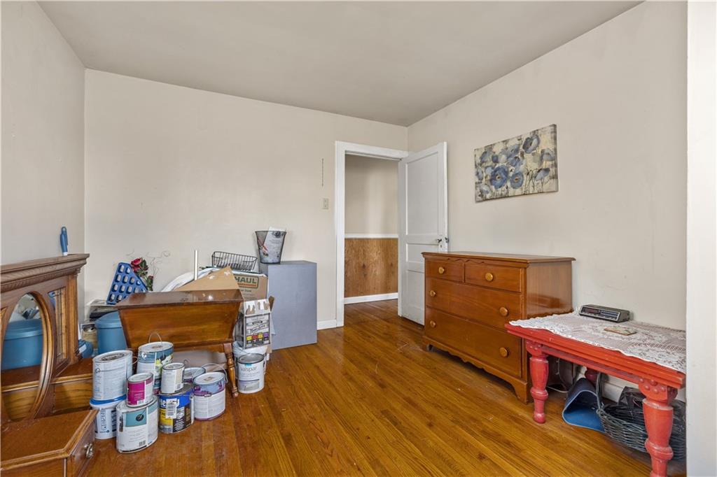 4267 Glen Eden Road Cranberry Township, PA 16066 - Photo 20 of 25 a living room with furniture and a wooden floor