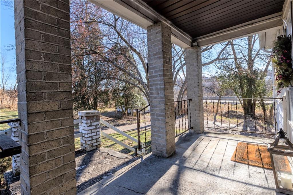 4267 Glen Eden Road Cranberry Township, PA 16066 - Photo 3 of 25