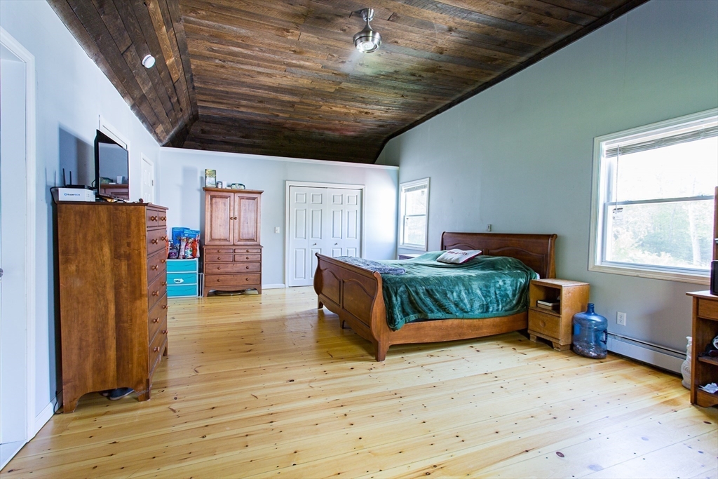 76 Kennedy Road West Brookfield, MA 01585 - Photo 12 of 41