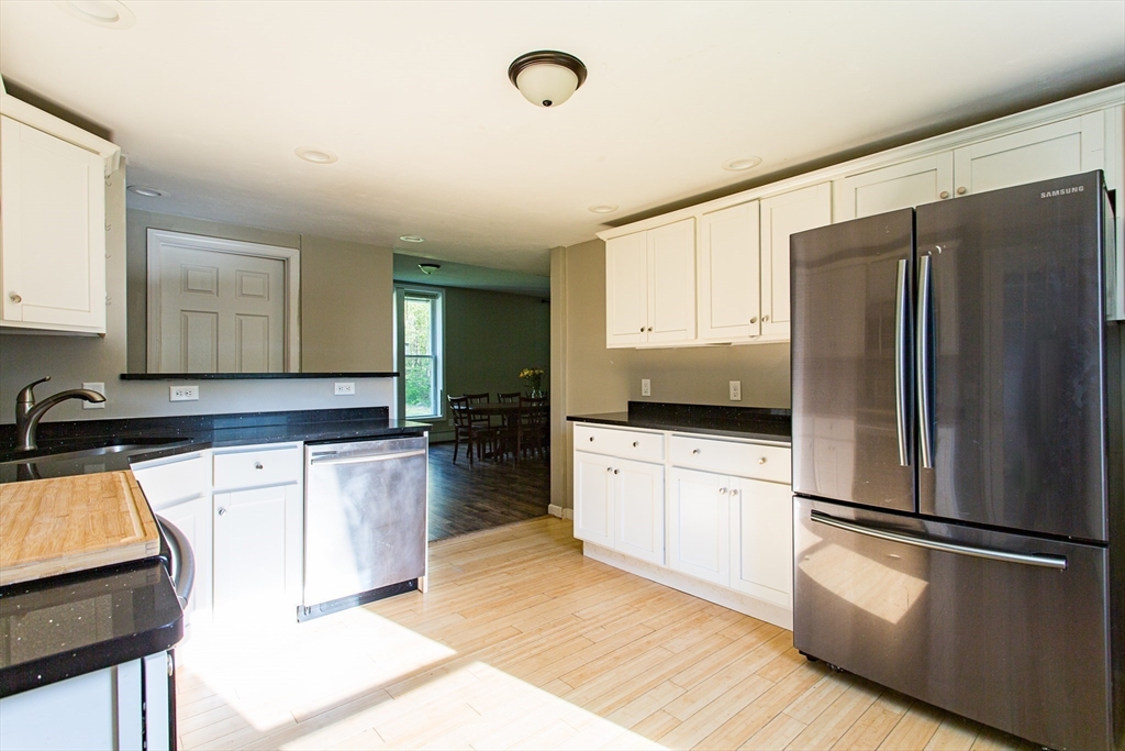 76 Kennedy Road West Brookfield, MA 01585 - Photo 5 of 41