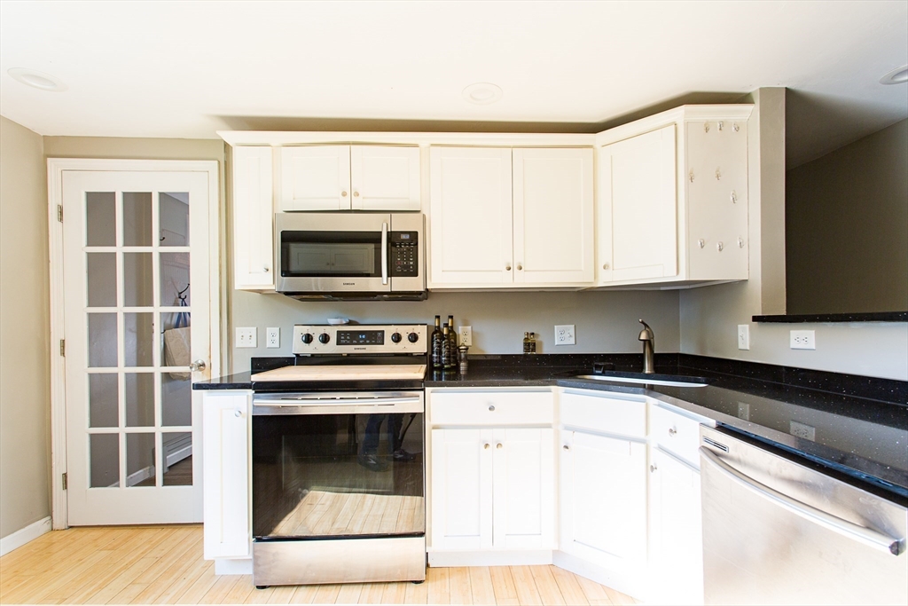 76 Kennedy Road West Brookfield, MA 01585 - Photo 6 of 41