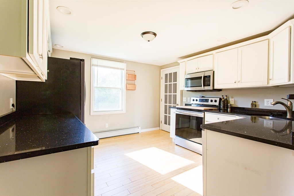 76 Kennedy Road West Brookfield, MA 01585 - Photo 7 of 41