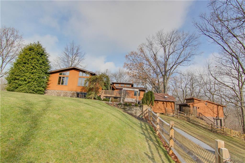 2011 Kentucky Lane Rochester, PA 15074 - Photo 24 of 25