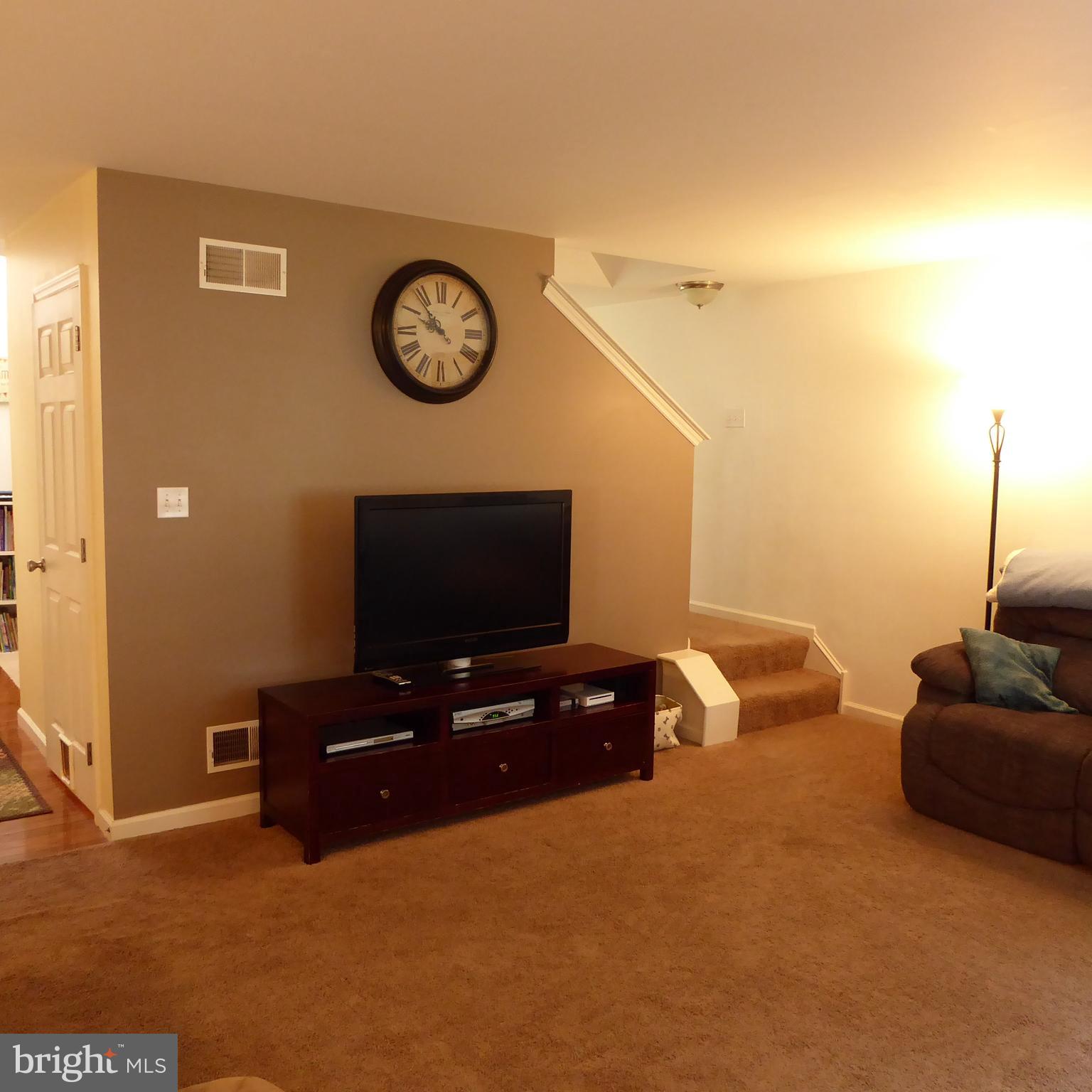 21 Hurst Boulevard Lititz, PA 17543 - Photo 10 of 56