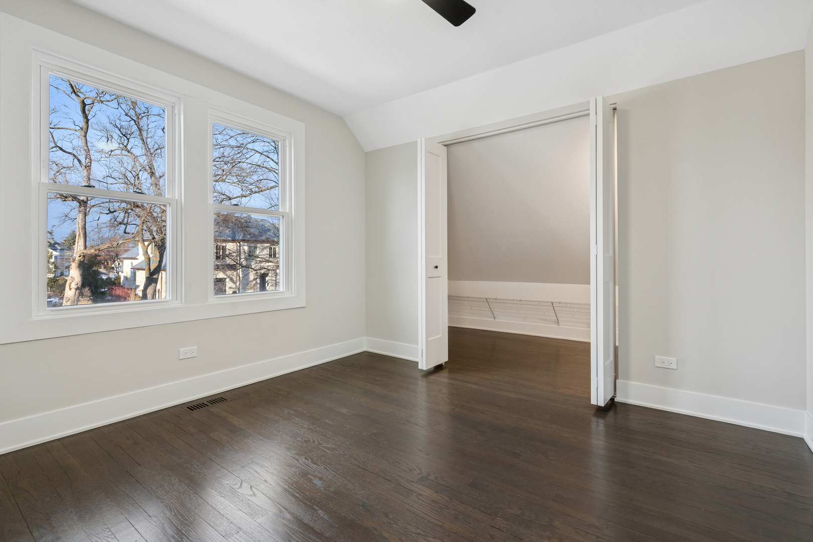 929 Prairie Avenue Park Ridge, IL 60068 - Photo 15 of 24