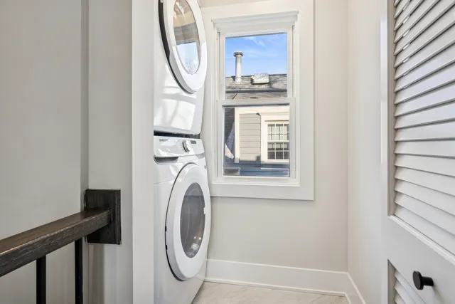 $749,900 | 929 Prairie Avenue, Park Ridge, IL 60068