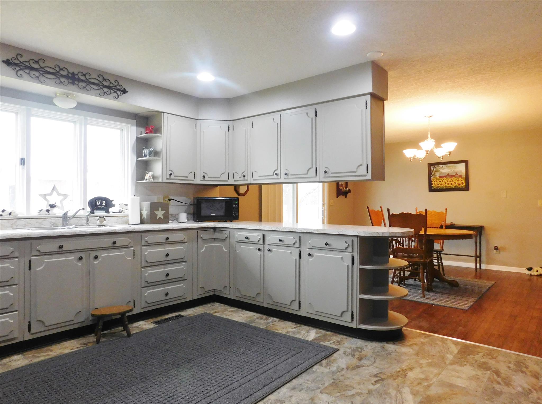 2024 West Division Road Huntington, IN 46750 - Photo 14 of 29 Gallery Image 14