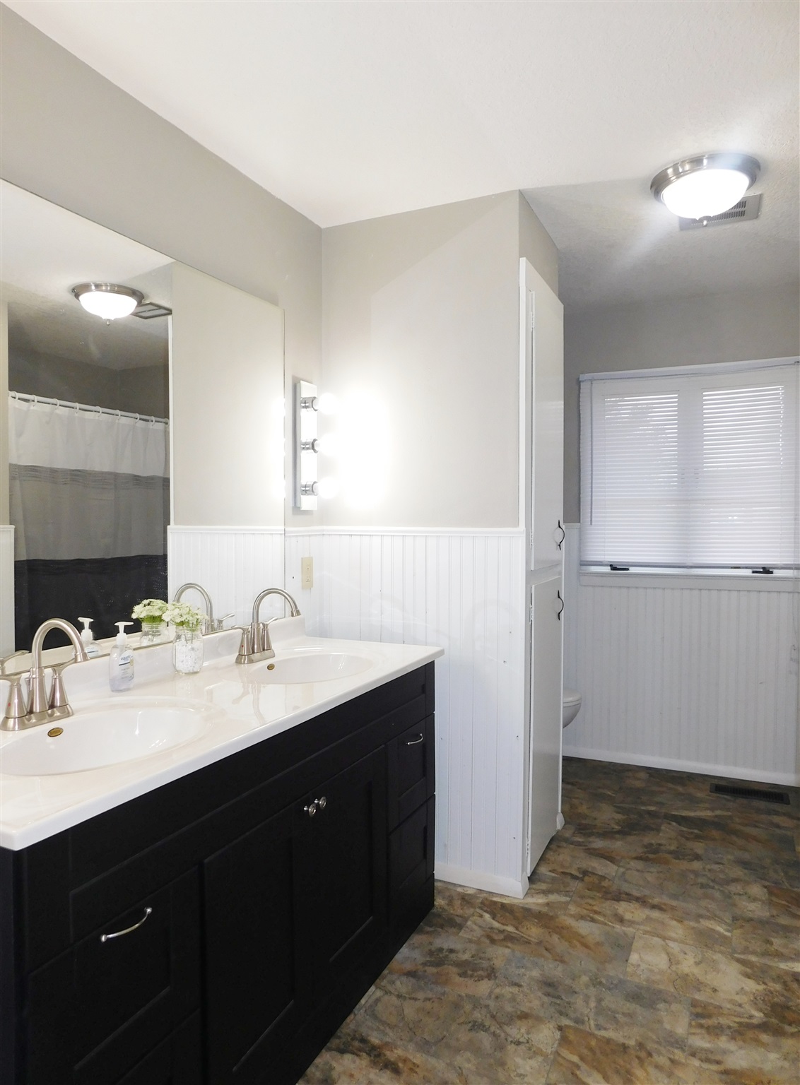 2024 West Division Road Huntington, IN 46750 - Photo 17 of 29 Gallery Image 17