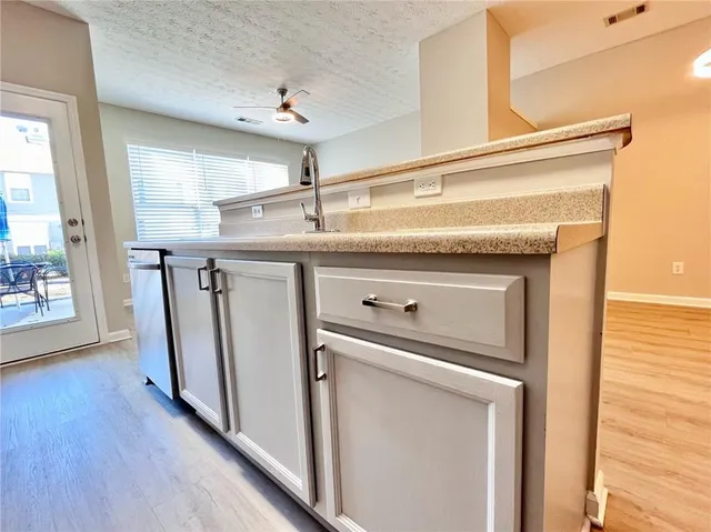 $1,900 | 6505 Above Tide Place, Flowery Branch, GA 30542