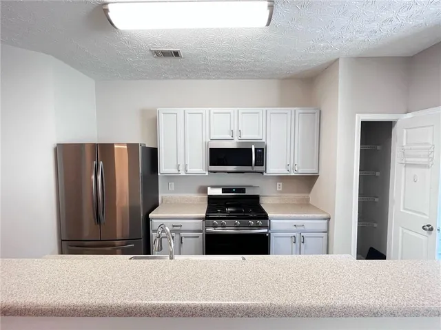 $1,900 | 6505 Above Tide Place, Flowery Branch, GA 30542