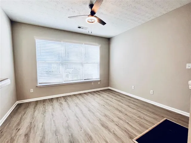 $1,900 | 6505 Above Tide Place, Flowery Branch, GA 30542