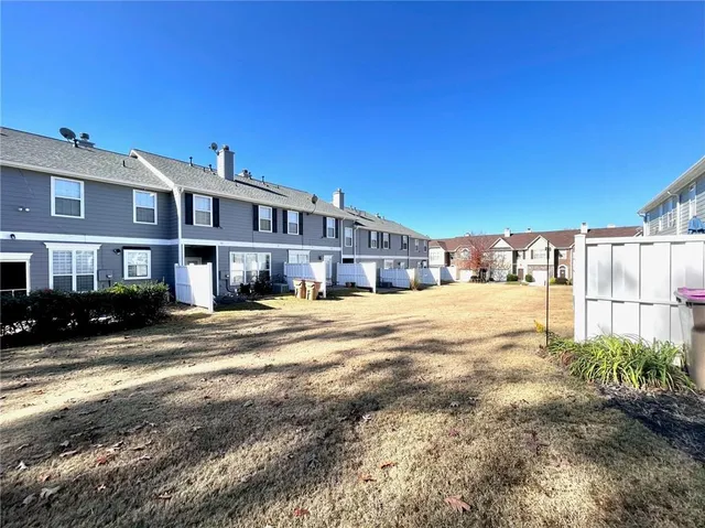 $1,900 | 6505 Above Tide Place, Flowery Branch, GA 30542