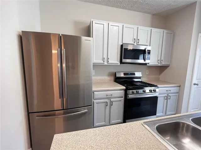 $1,900 | 6505 Above Tide Place, Flowery Branch, GA 30542