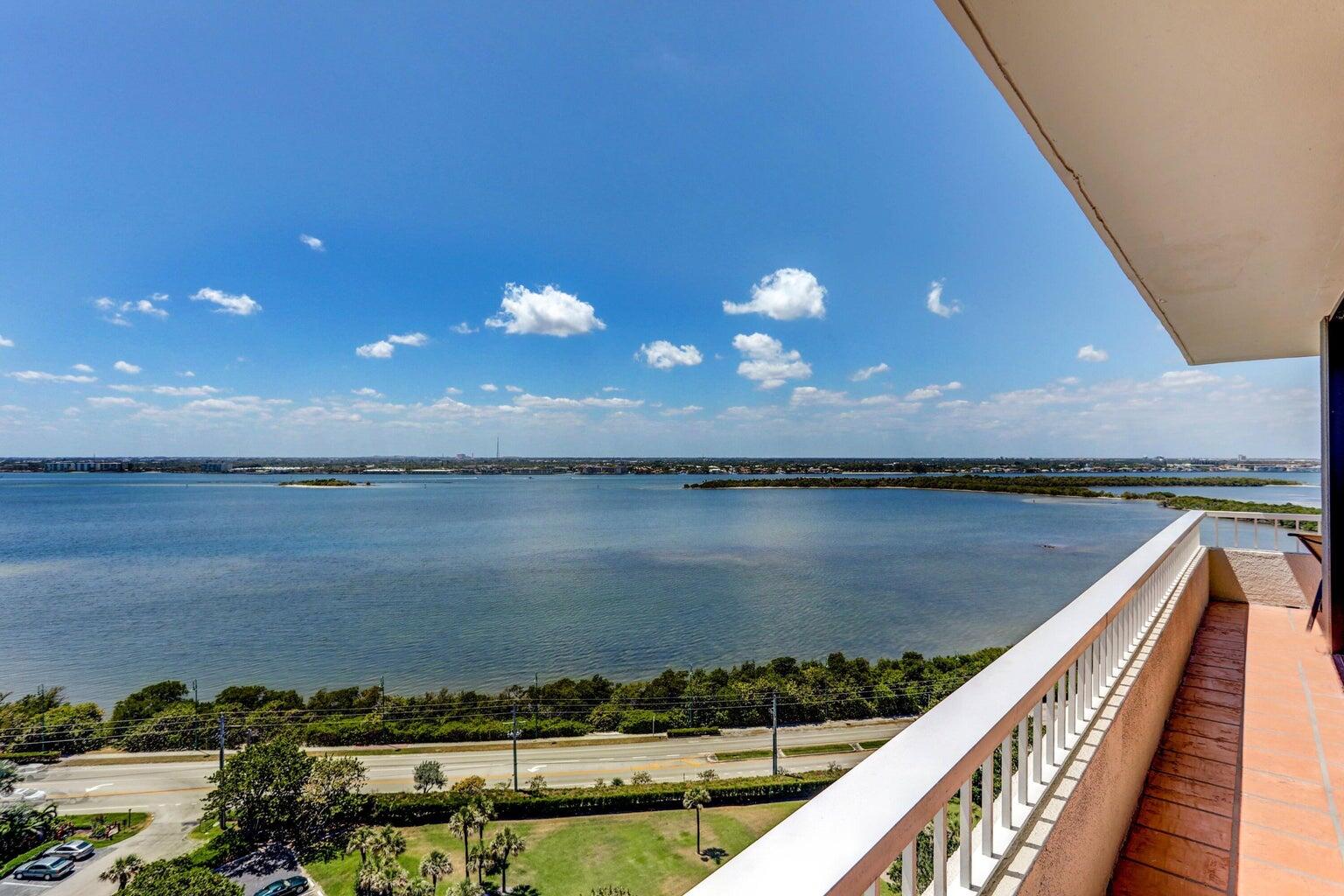 5510 North Ocean Drive, Unit 17D Singer Island, FL 33404 - Photo 23 of 57 20210409115558605613000000-o
