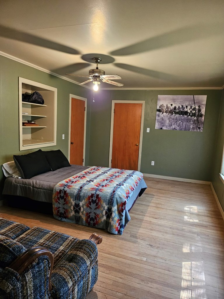 Gallery Image 6
