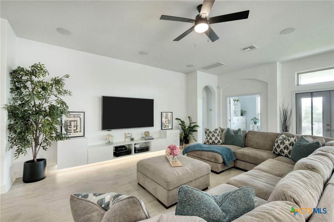 2701 Rabbit Creek Drive Georgetown, TX 78626 - Photo 5 of 36