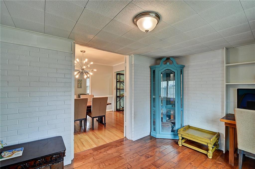 7035 Warwick Road Indianapolis, IN 46220 - Photo 11 of 37 Gallery Image 11