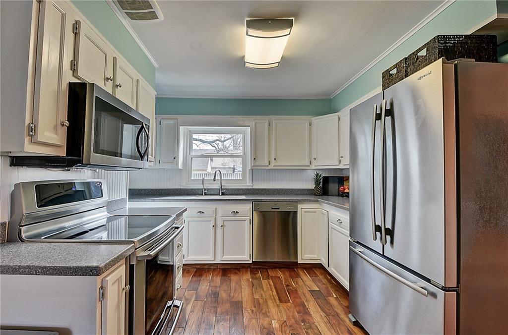 7035 Warwick Road Indianapolis, IN 46220 - Photo 14 of 37 Gallery Image 14