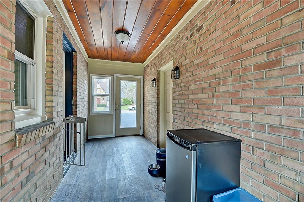 7035 Warwick Road Indianapolis, IN 46220 - Photo 20 of 37 Gallery Image 20