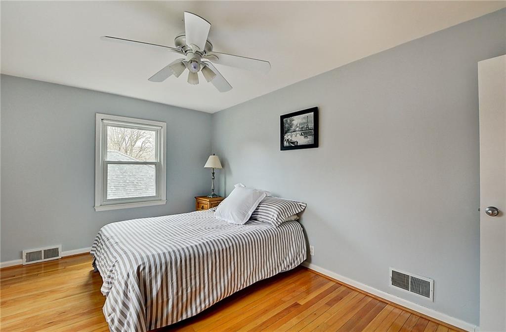 7035 Warwick Road Indianapolis, IN 46220 - Photo 30 of 37 Gallery Image 30