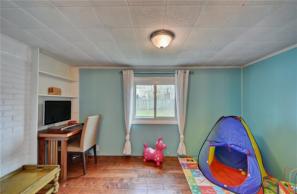7035 Warwick Road Indianapolis, IN 46220 - Photo 10 of 37 Gallery Image 10