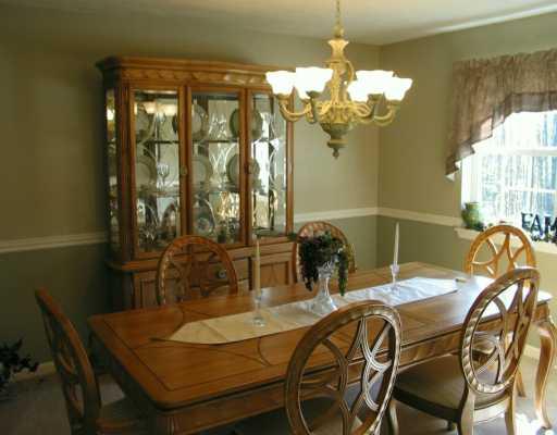 230 Medical Center Road Chicora, PA 16025 - Photo 5 of 8 Dining Room.
