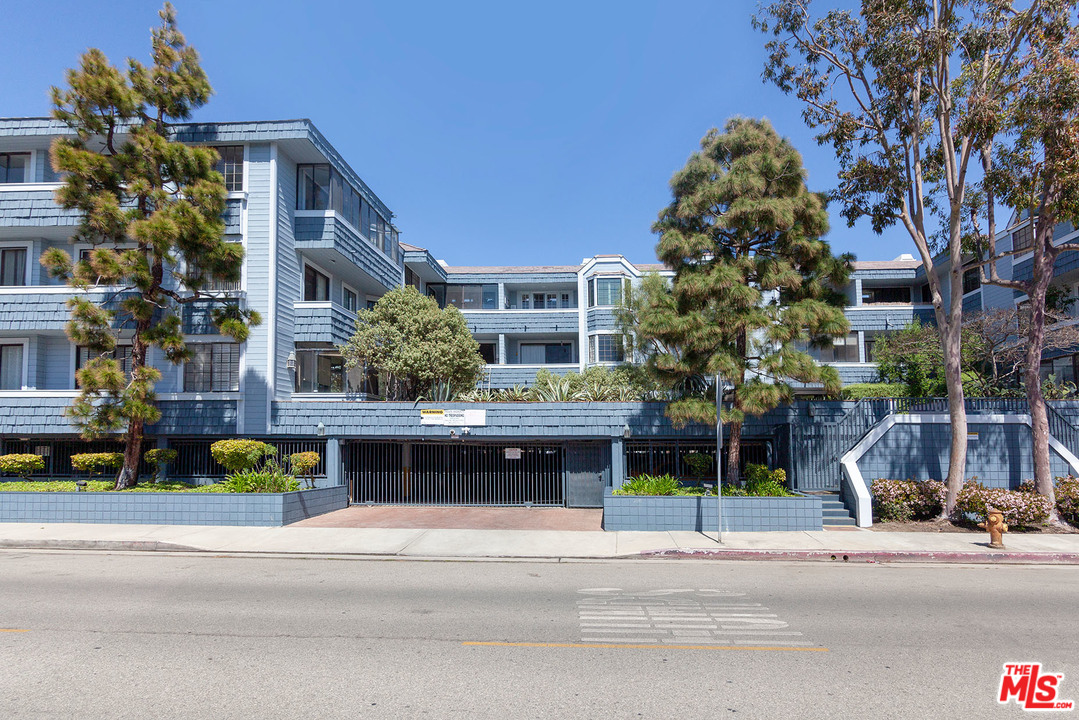 311 Bora Bora Way, Unit 3209 Marina del Rey, CA 90292 - Photo 2 of 46