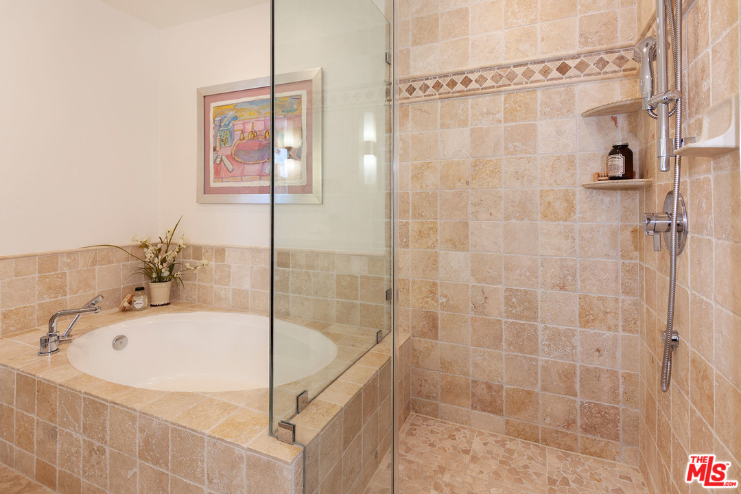 311 Bora Bora Way, Unit 3209 Marina del Rey, CA 90292 - Photo 38 of 46